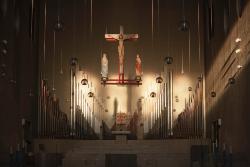 Kreuzigungsgruppe und Orgel hinter dem Altar St. Paulus